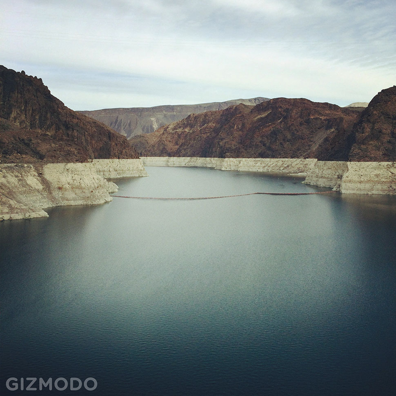 Illustration for article titled Hoover Dam Is a Super-Gadget That Keeps the Lights in Vegas Burning